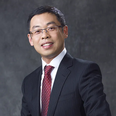 李偉